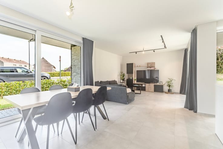 Foto 3 van een woning in ZWEVEZELE