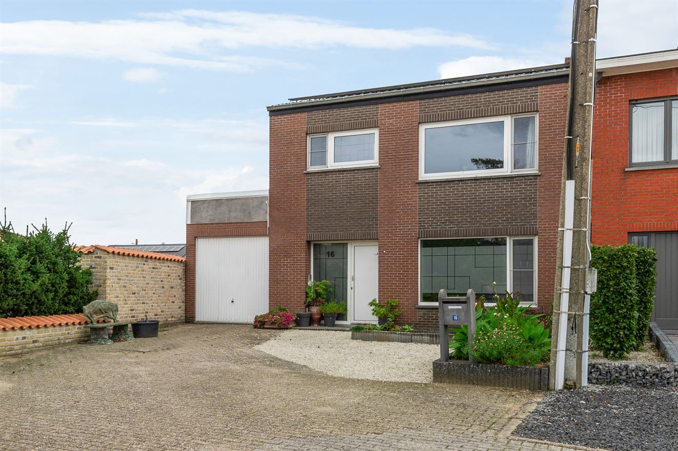 Foto 1 van een woning in Balen